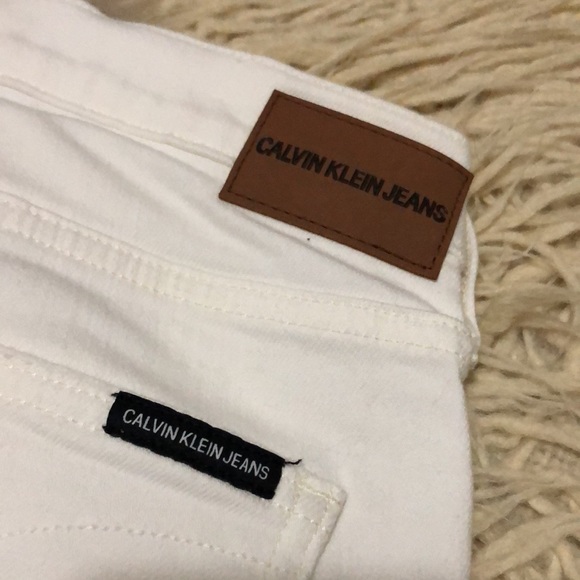 CK High Rise Straight-Sz 26-Cotton-White-Cut Distressed Cuffs - Picture 16 of 16